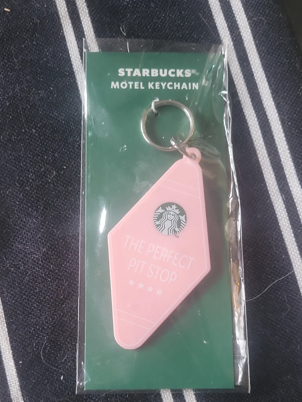 Starbucks Sealed Cool Keychain Haed To Find Color Pink Starbuck Logo